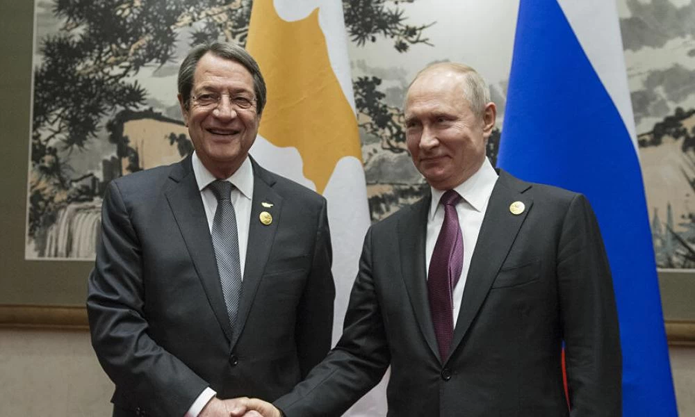 Πούτιν και Αναστασιάδης δίνουν τα χέρια για την αποφυγή της διπλής φορολογίας